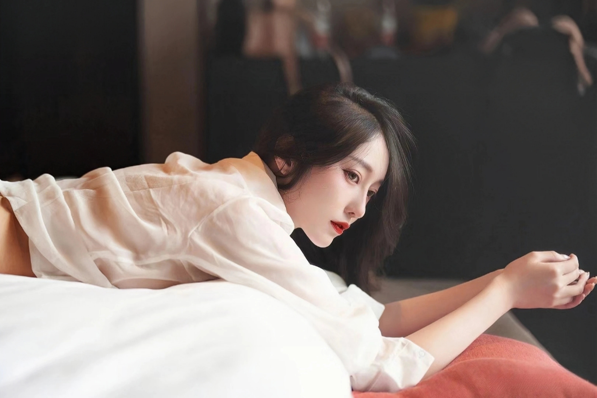 2025年哈萨克斯坦成人吸烟率降至17.5%